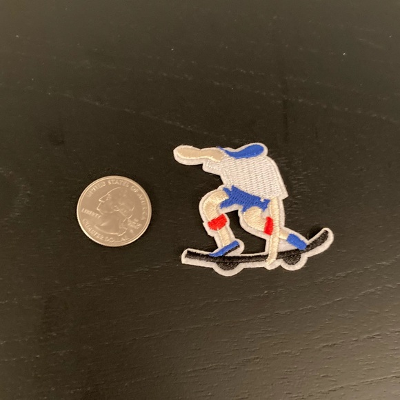 🔹NWOT🔹Bundle of Sports Iron on Patches - Picture 8 of 10